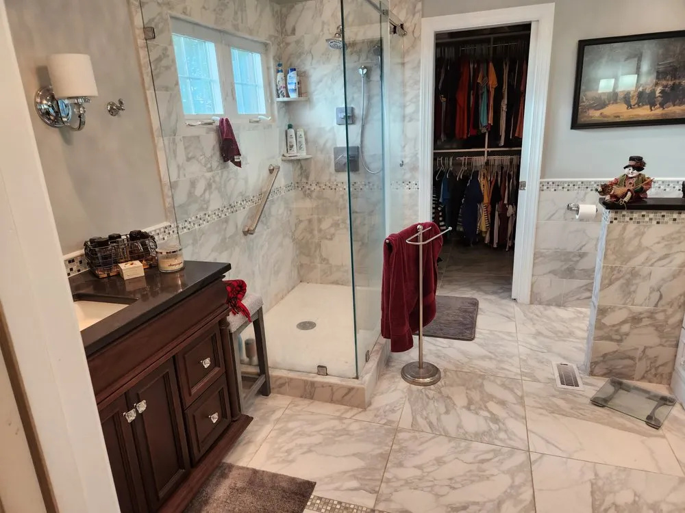 Slide of Lilly Home Improvement