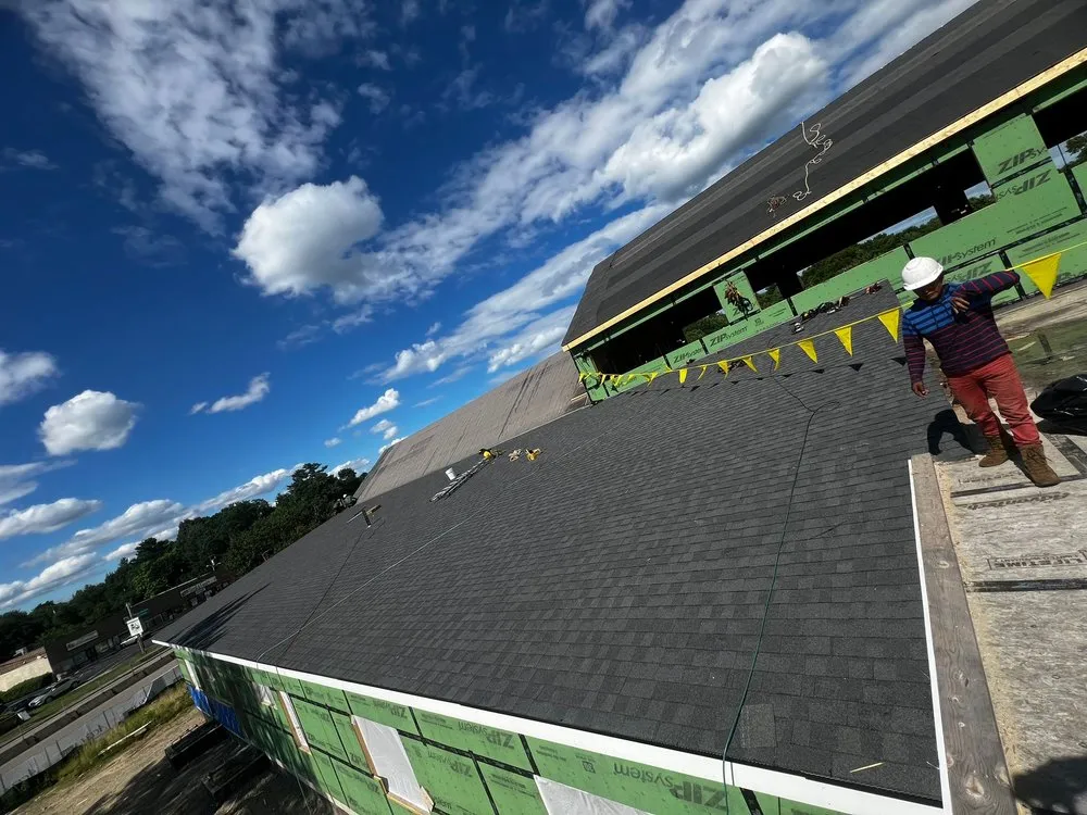 Slide of Lima Roofing & Painting