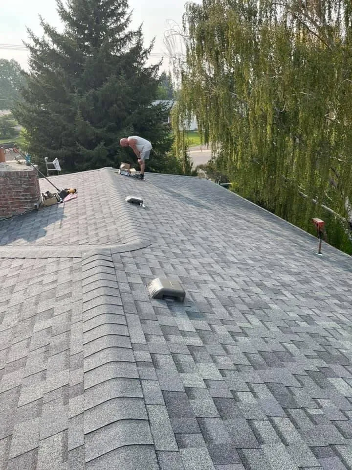 Slide of LiMark Construction