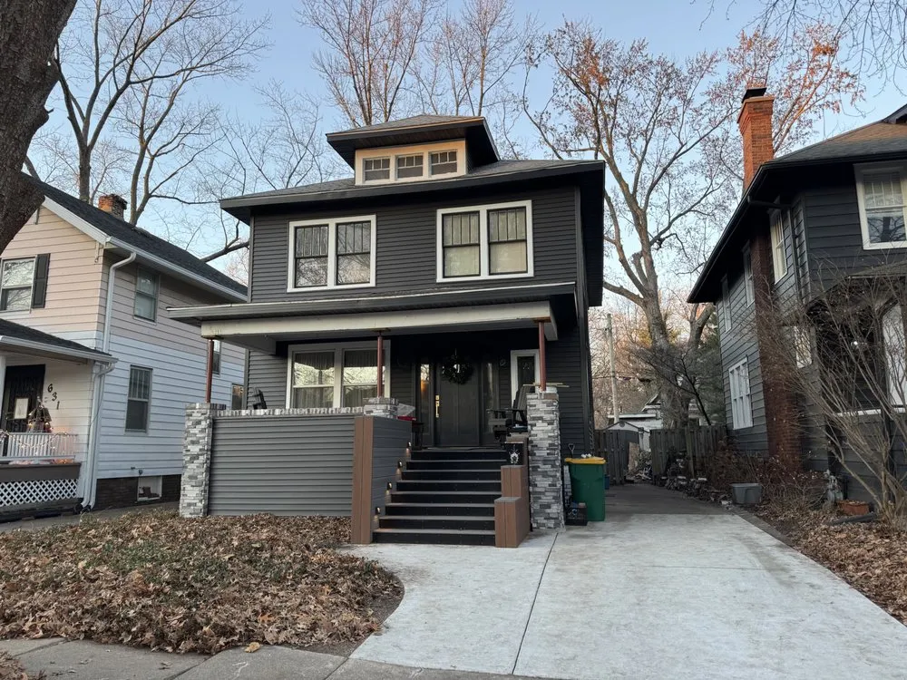 Slide of Lincoln Land Exteriors