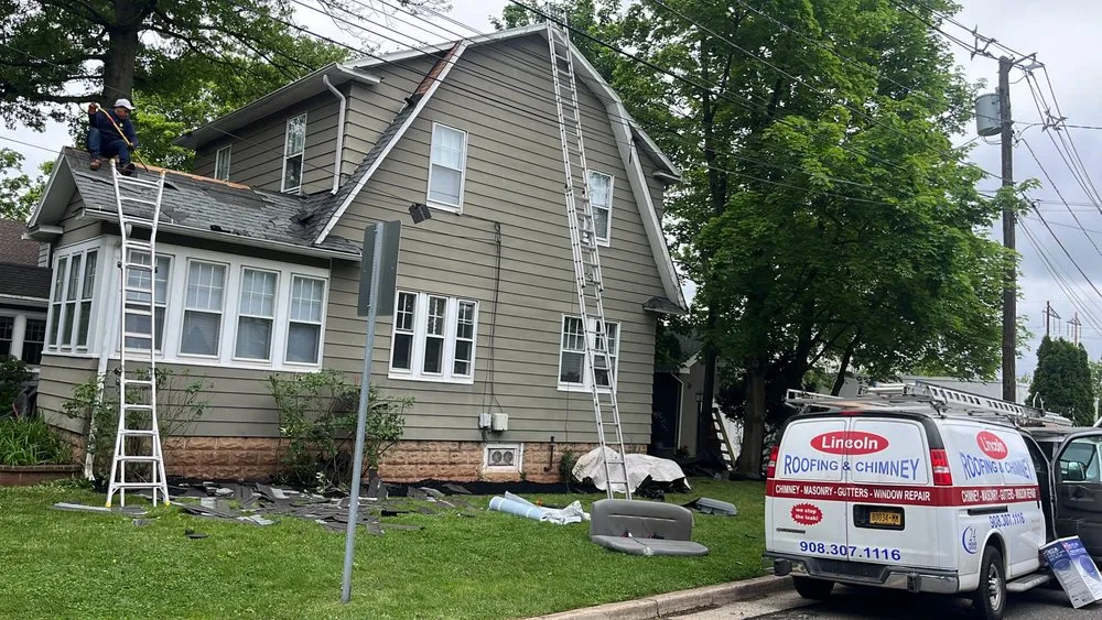 Slide of Lincoln Roofing