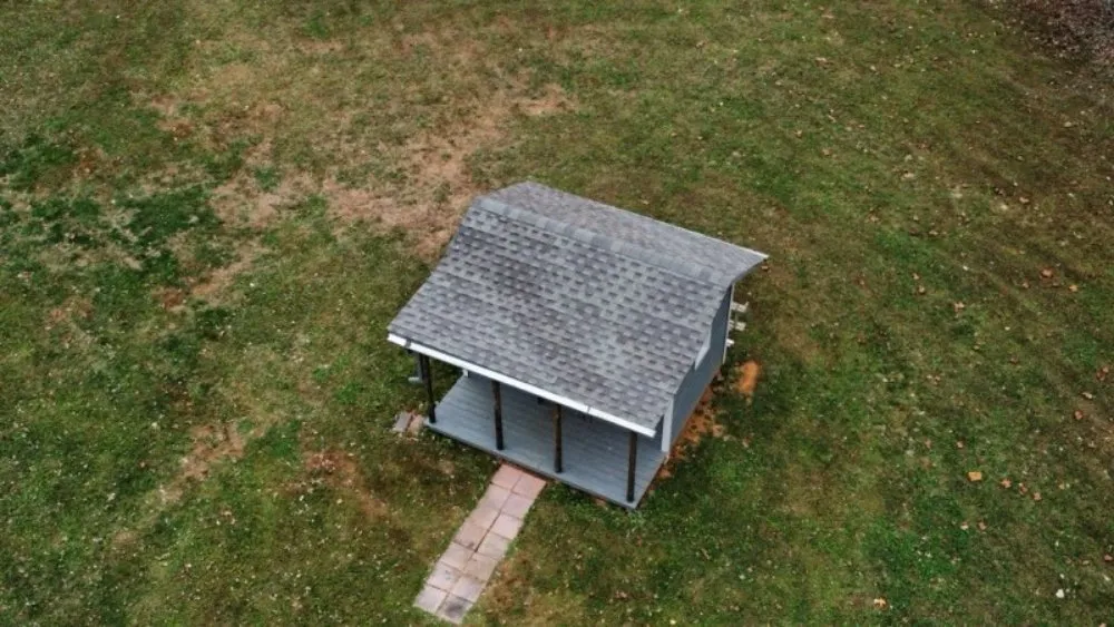 Slide of Lincoln Roofing