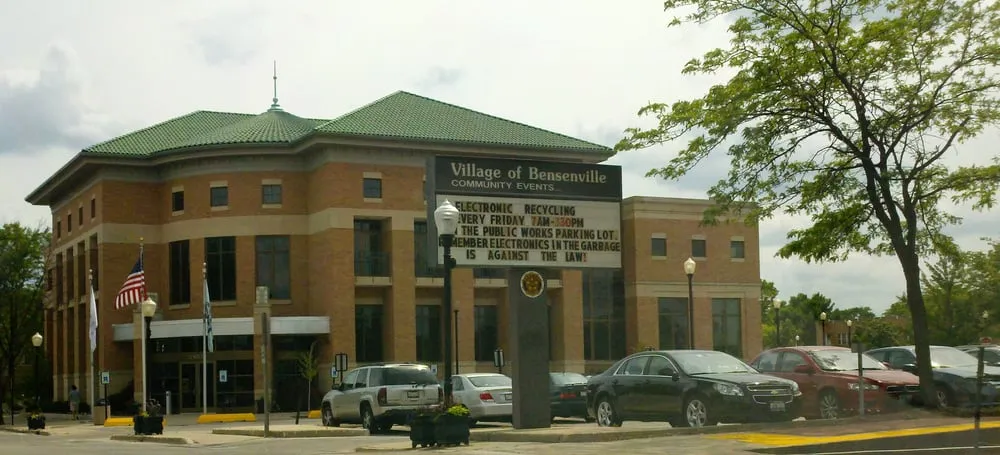 Slide of Lindholm Roofing