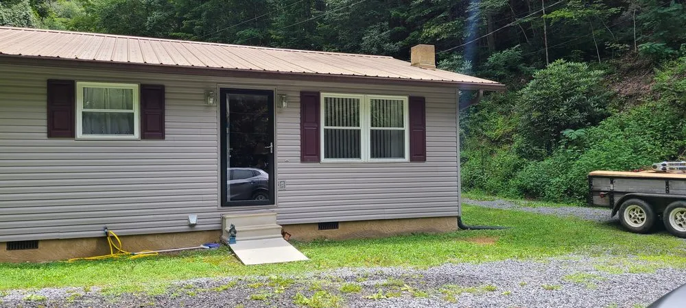 Slide of Lindsey Construction Company