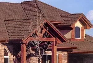 Lindy Roofing Logo