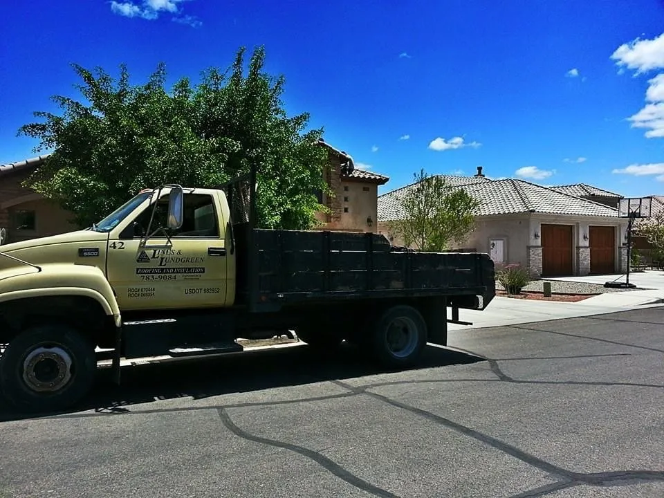 Slide of Lines And Lundgreen