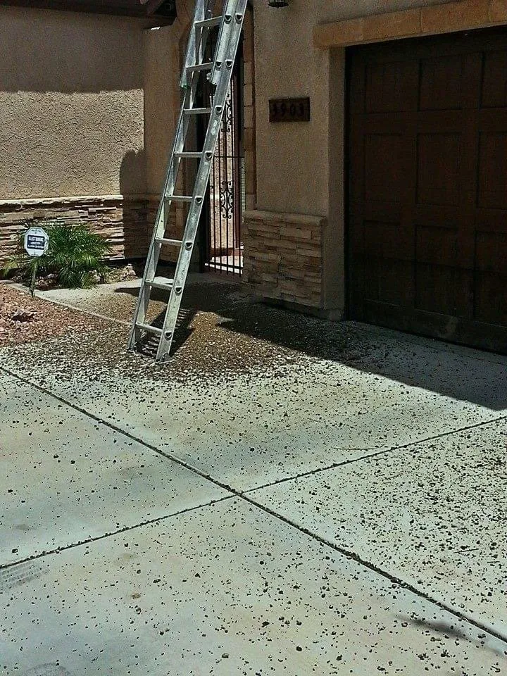 Slide of Lines And Lundgreen