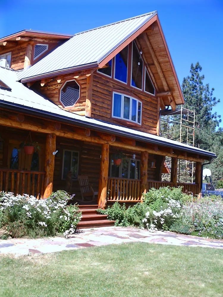 Slide of Linkville Roofing & Siding