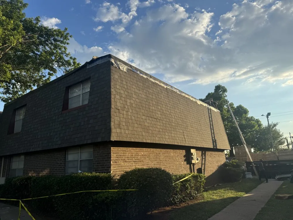 Slide of Linnco Roofing and Construction