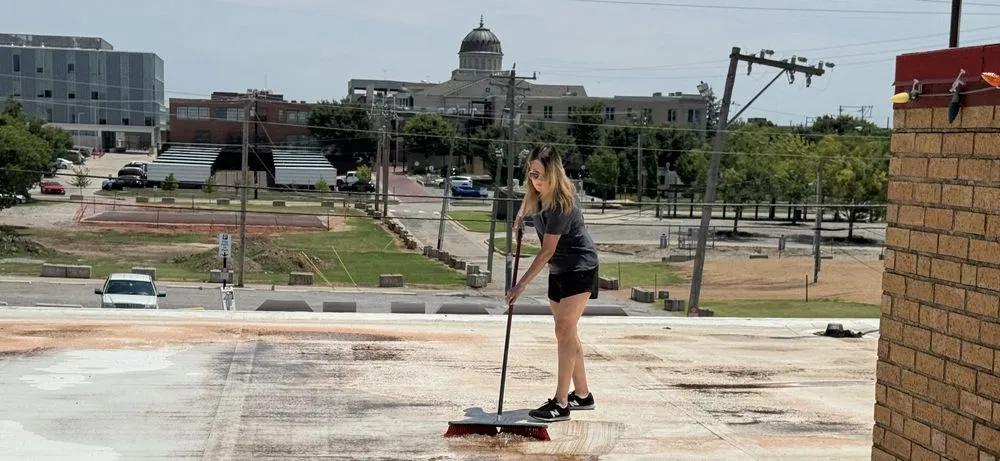 Slide of Linnco Roofing and Construction