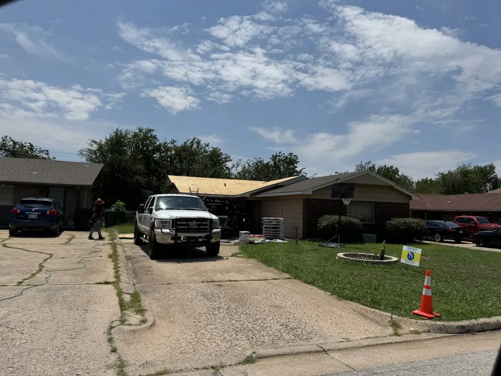 Slide of Linnco Roofing and Construction