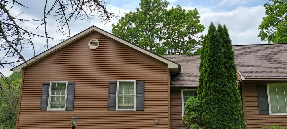 Local roof installation same-day service in Howard, PA by Lion Country Contracting