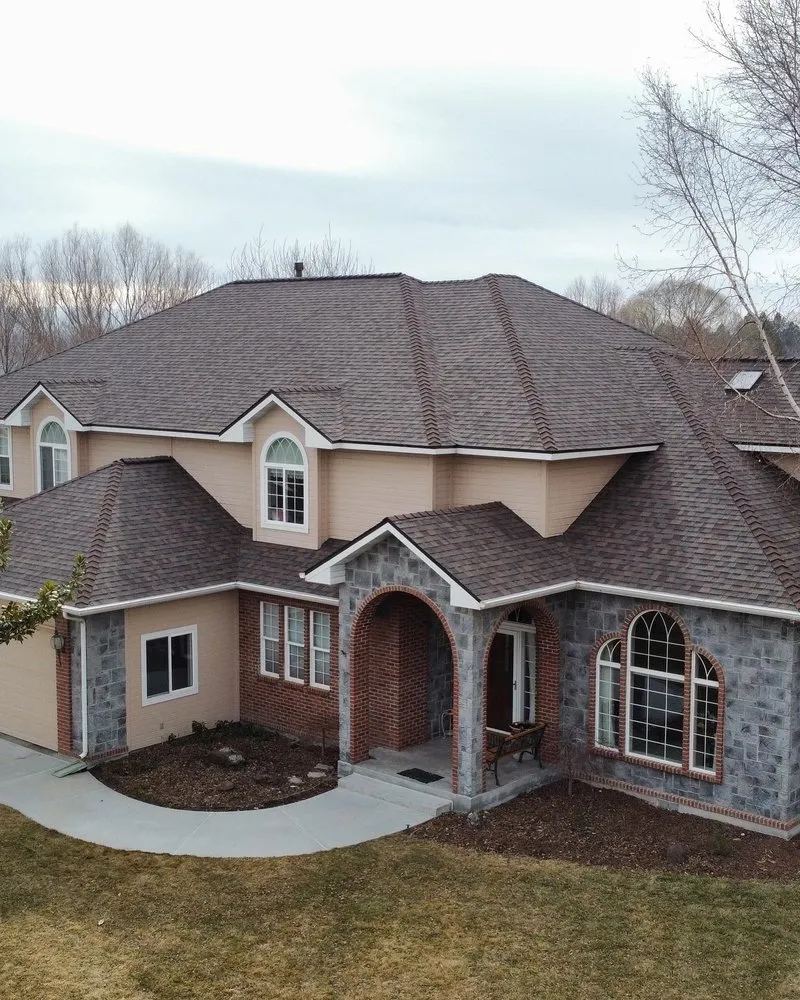 Slide of Lionheart Roofing