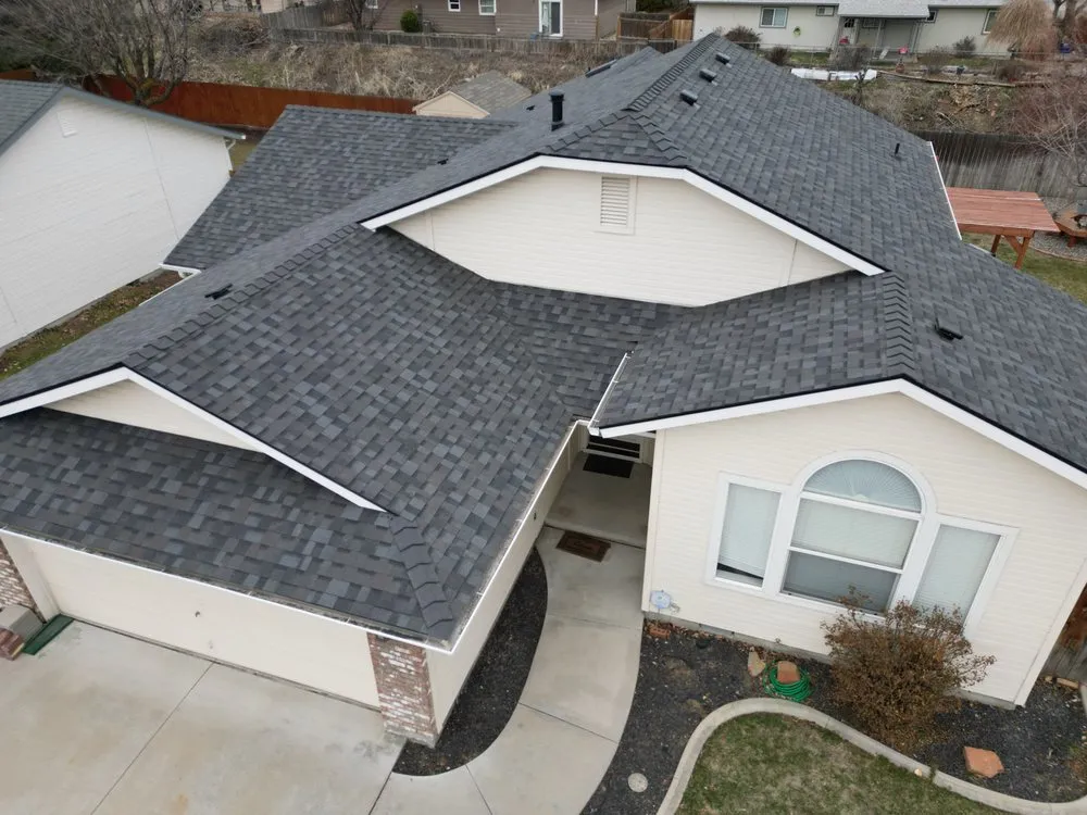 Slide of Lionheart Roofing