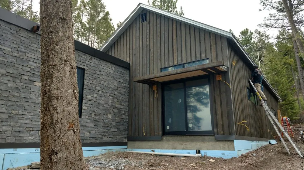 Slide of Lipka Builders