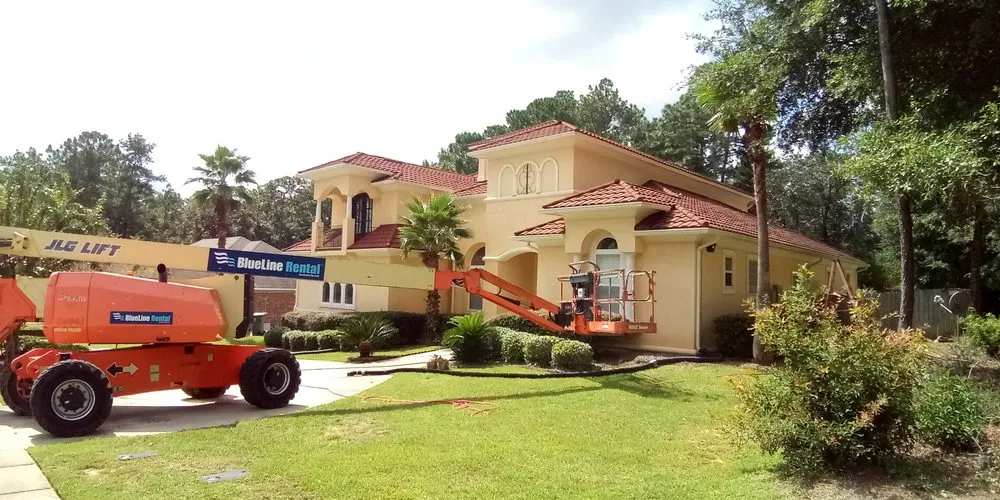 Slide of Liquid Shine Pressure Washing