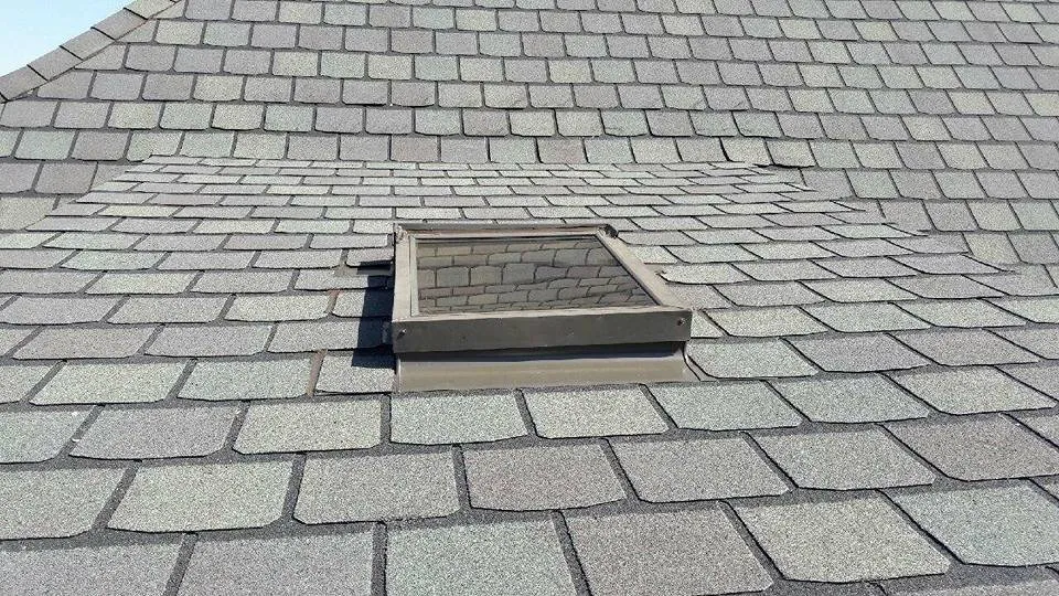 Slide of Lira Roofing & Construction