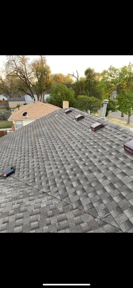 Slide of Lira Roofing