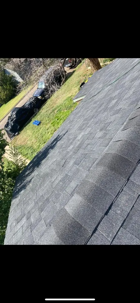 Slide of Lira Roofing