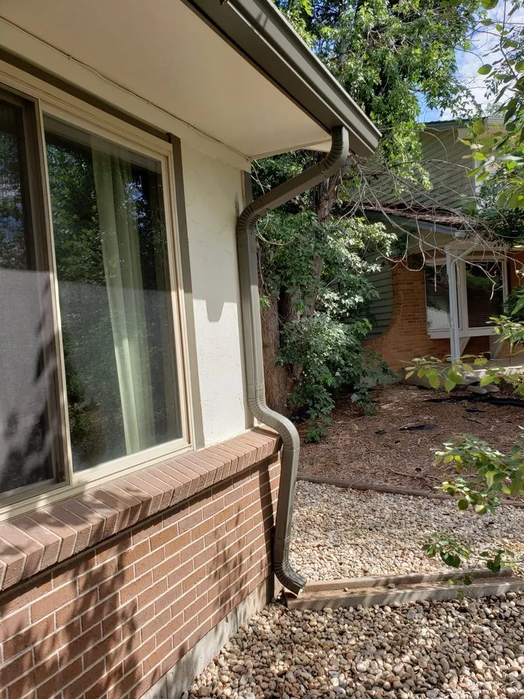 Slide of Lissie’s Roofing and Construction