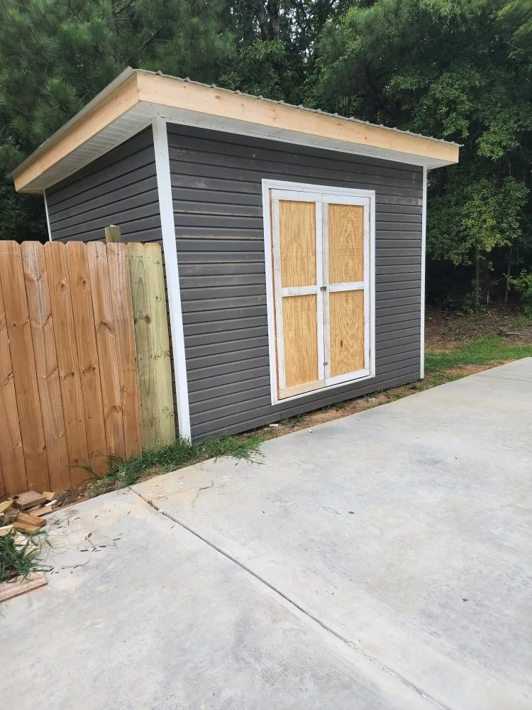 Slide of Little Ds Home Improvements