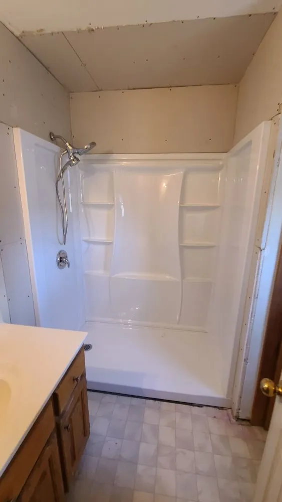 Slide of Little Ds Home Improvements