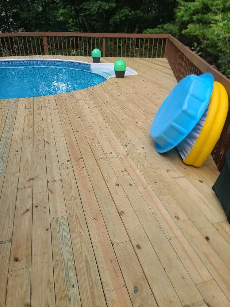 Slide of Little Ds Home Improvements