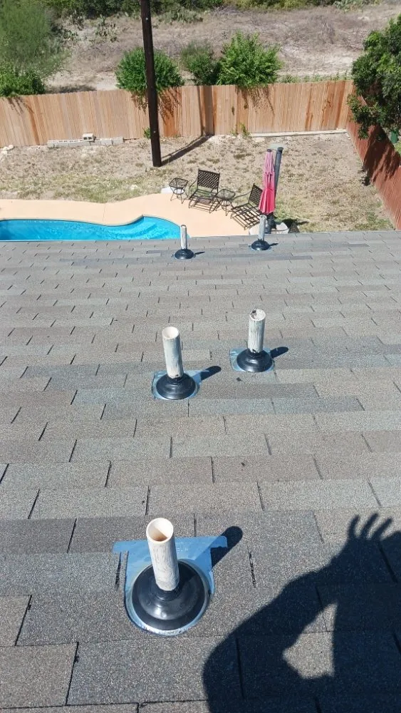 Slide of L&J Gonzalez Roofing