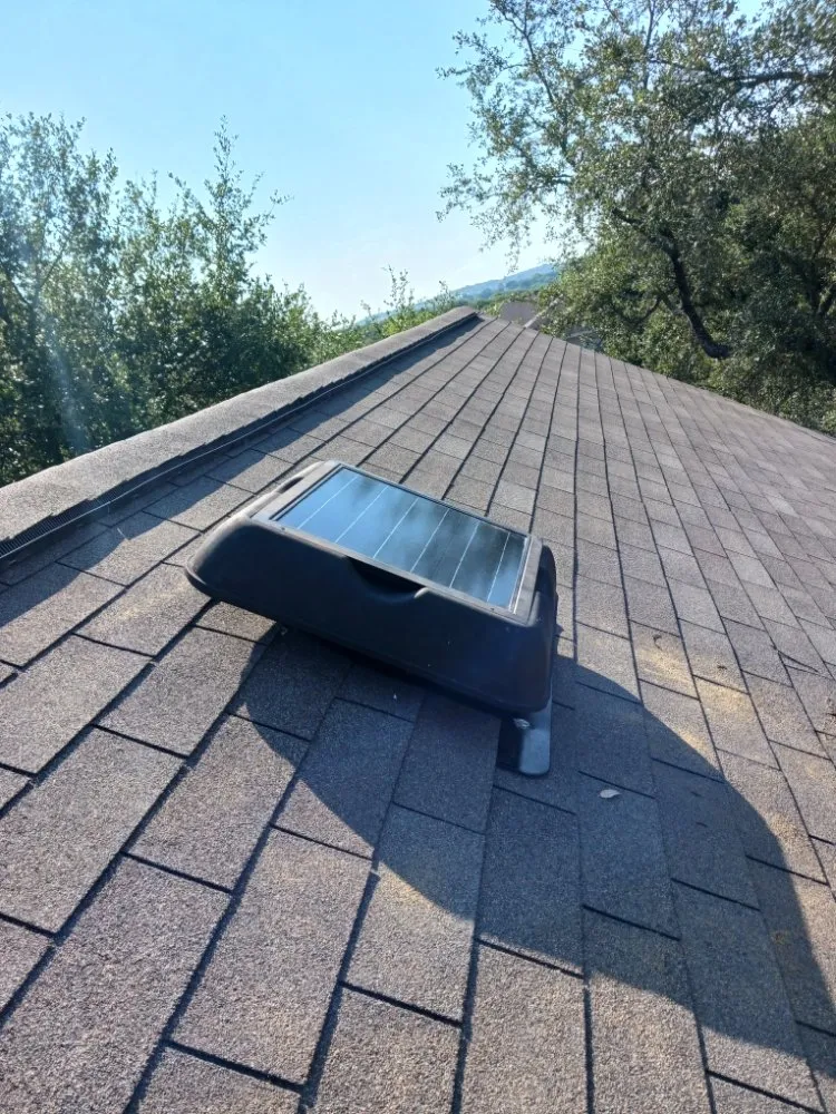 Slide of L&J Gonzalez Roofing