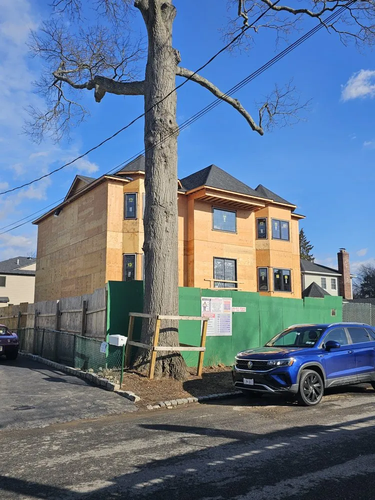 Slide of L&L Contracting