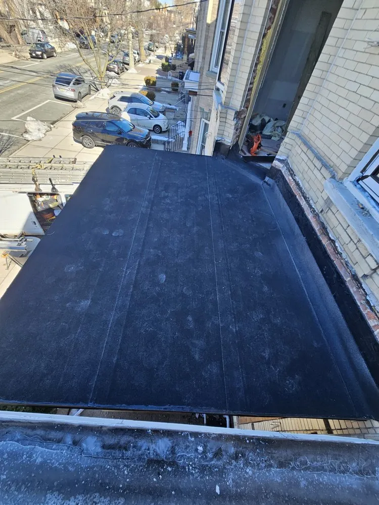 Slide of L&L Contracting