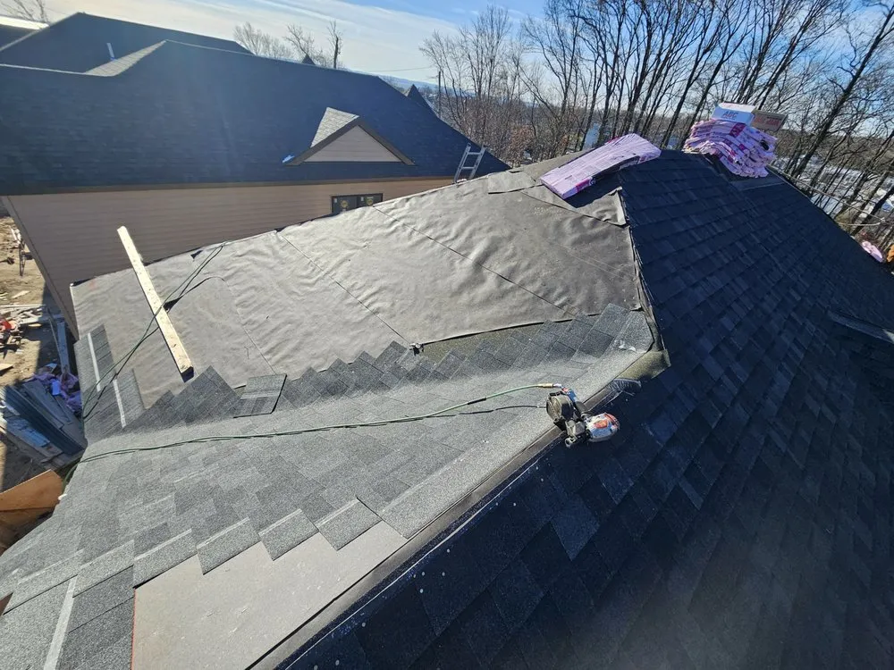 Slide of L&L Contracting