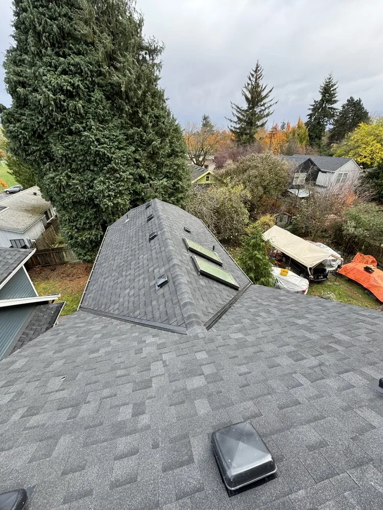 Slide of L&L Roofing & Siding