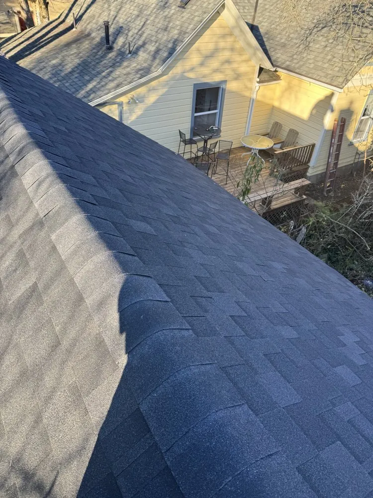 Slide of L&L Roofing & Siding