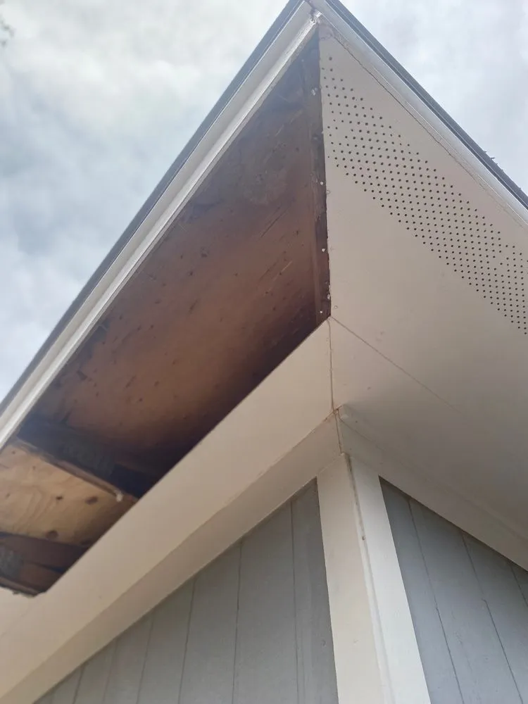 Slide of Llano Roofing