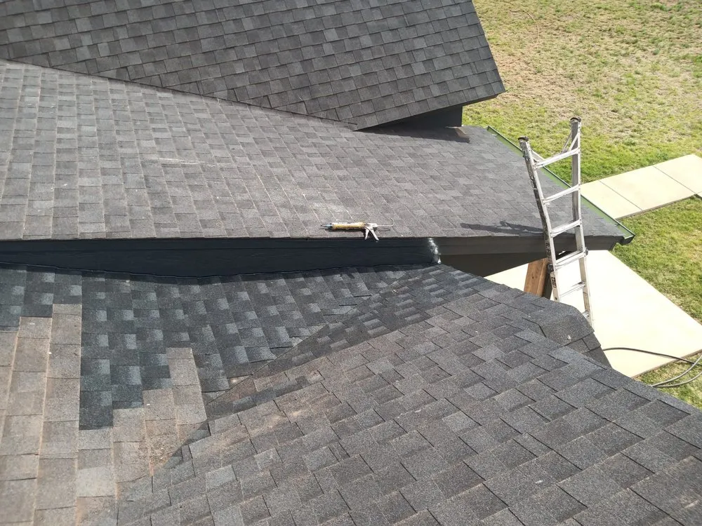 Slide of Llano Roofing