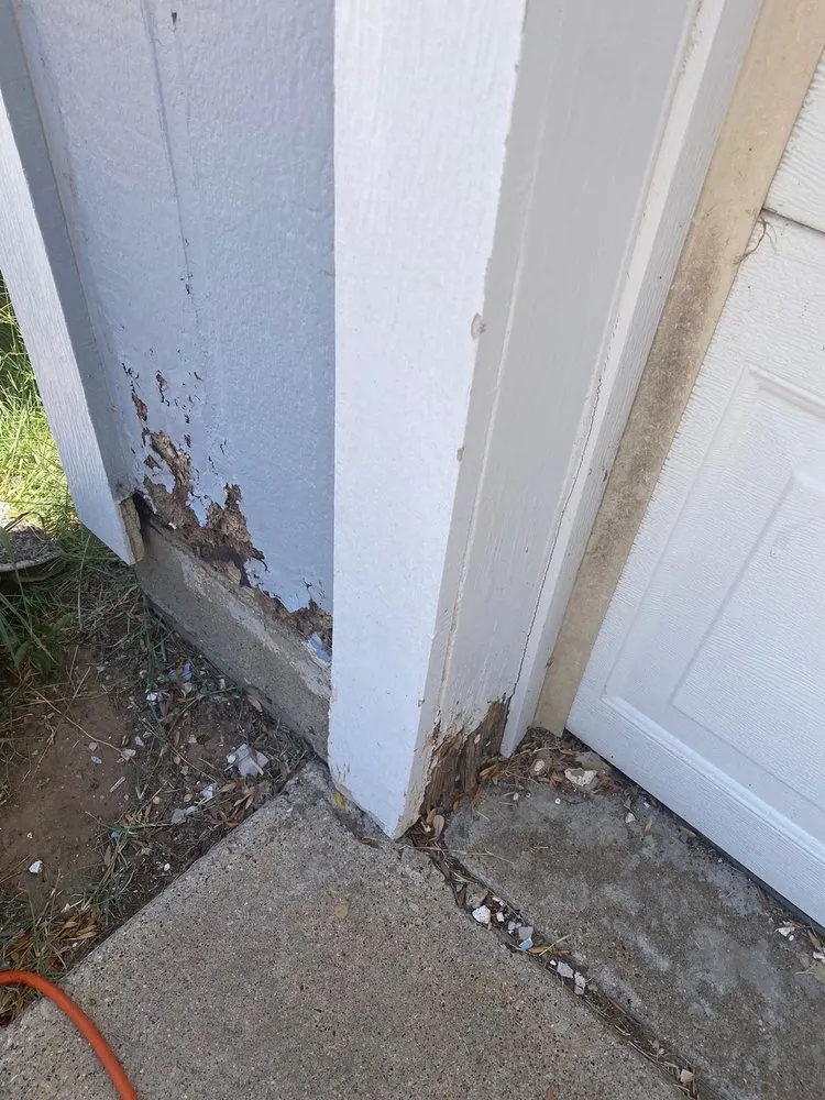 Slide of Llano Roofing