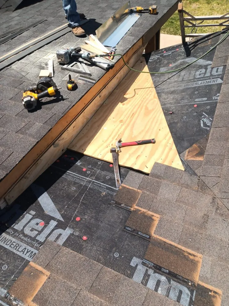 Slide of Llano Roofing