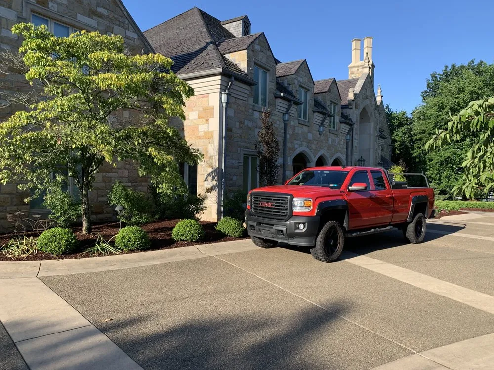 Slide of Lloyd Anthony Construction