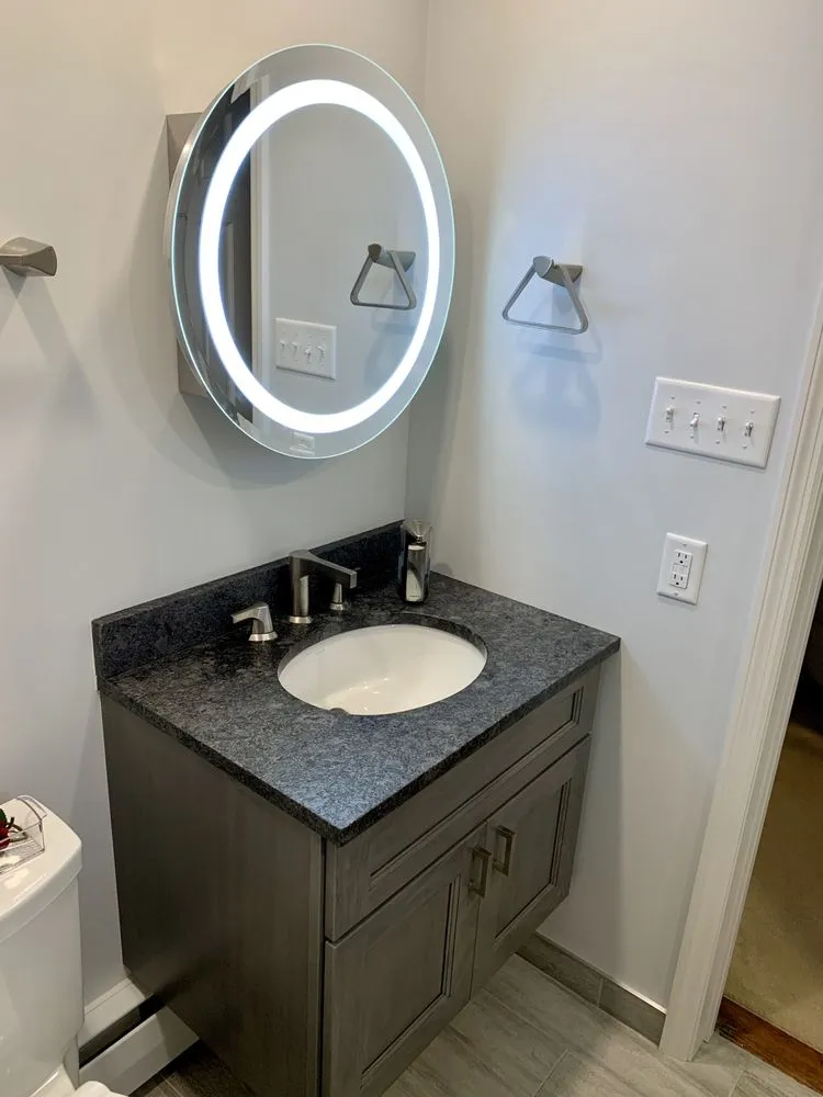 Slide of Lloyd Anthony Construction