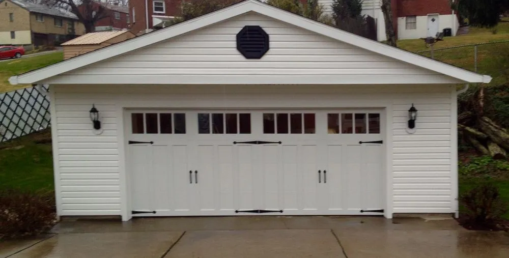 Slide of Lloyd Anthony Construction