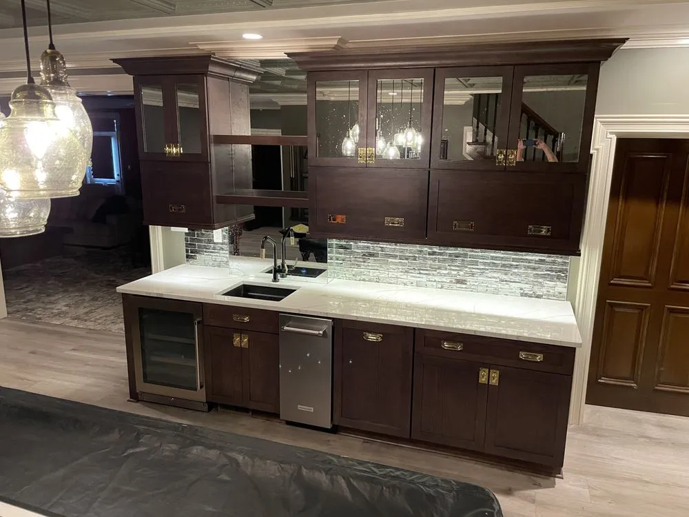 Slide of Lloyd Anthony Construction