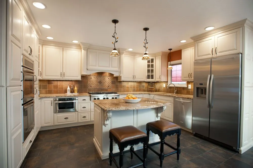 Slide of Lloyd Anthony Construction