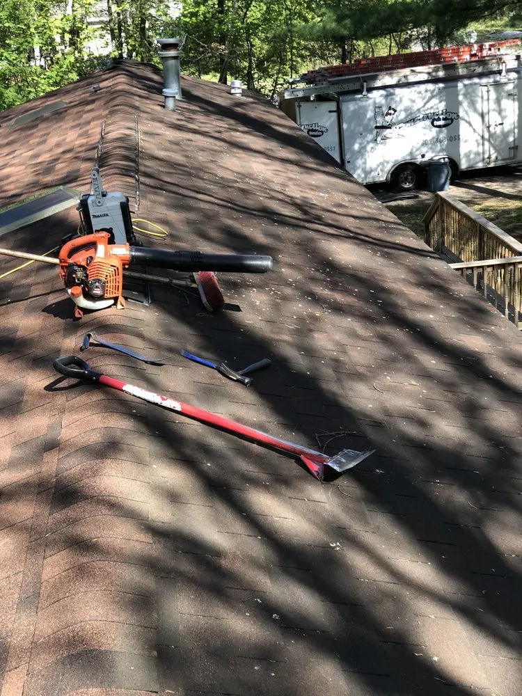 Slide of L&M Construction