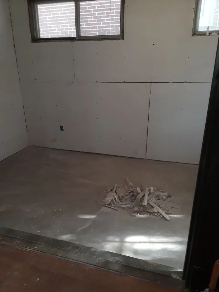 Slide of L&M Construction