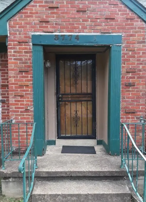 Slide of L&M Construction