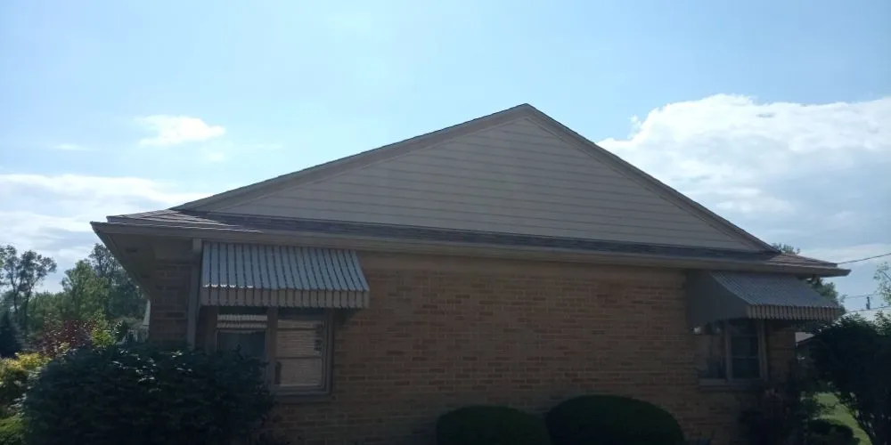 Trusted roof inspection for fast service in Ohio City, OH by L&M Construction