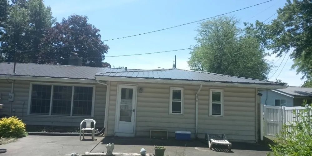 Licensed roof leak repair for residential properties in Ohio City, OH by L&M Construction