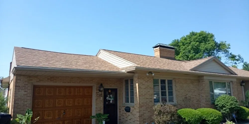 Licensed roof repair in Ohio City, OH by L&M Construction
