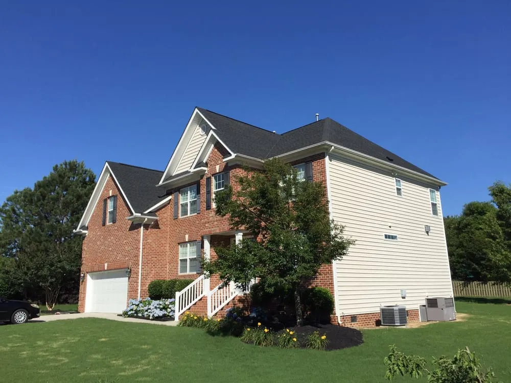 Slide of L&M Construction